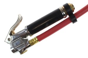 Манометр-нагнетатель Coilhose A1103 для воздушной линии с 12-дюймовым шлангом и прямым двойным наконечником