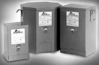 TF279261S Экспортная модель, однофазный трансформатор 50/60 Гц, первичное напряжение 190/208/220/240 x 380/416/440/480 В, вторичное напряжение 120/240 В